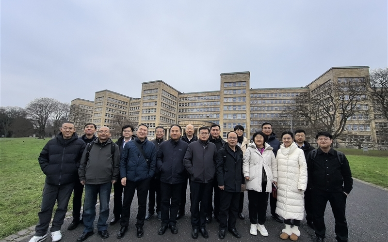 我校教師魏顯文參加“現(xiàn)代職業(yè)教育體系建設(shè)培訓(xùn)團”赴德國學(xué)習(xí)培訓(xùn)