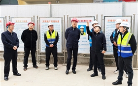 王宏調研檢查項目建設、冬季供暖準備工作